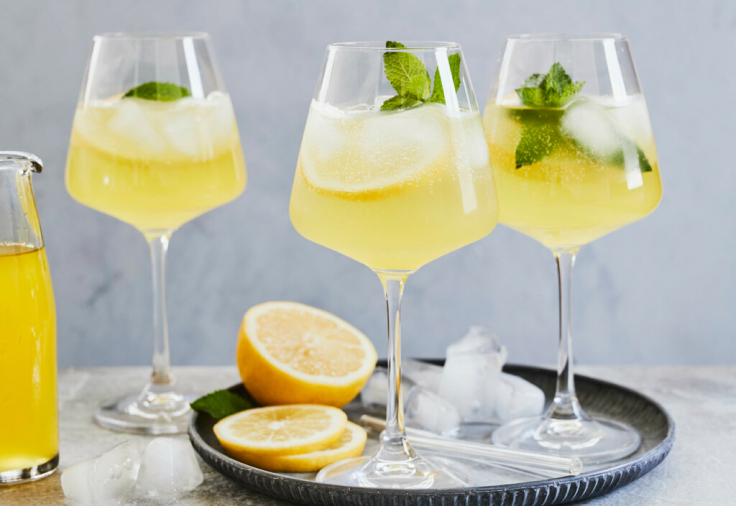 Limoncello Spritz
